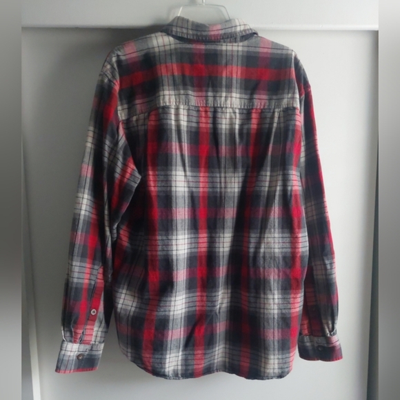 Woolrich Mens Red Plaid Button Down Flannel Shirt Large Lumberjack Outdoors - Picture 6 of 6